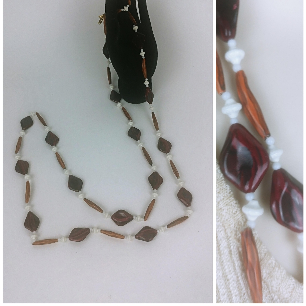 Vintage Hong Kong Lucite Flapper Necklace Brown White Unique